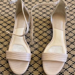 Alex Marie low heeled sandal 8.5m